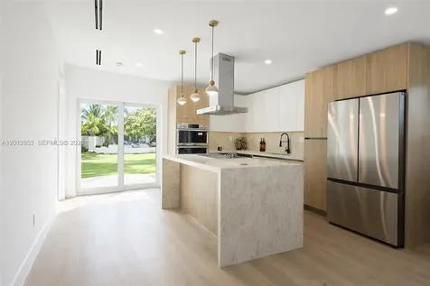 2416 NE 19th Terrace Wilton Manors FL 33305