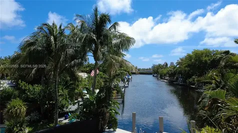 2416 NE 19th Terrace Wilton Manors FL 33305