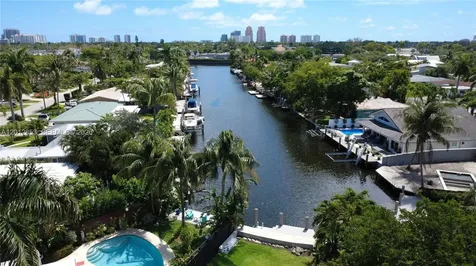 2416 NE 19th Terrace Wilton Manors FL 33305