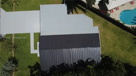 2416 NE 19th Terrace Wilton Manors FL 33305
