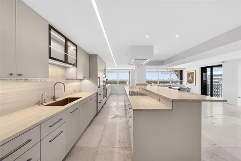 1 Grove Isle Drive Miami FL 33133