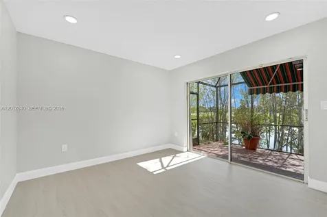 10065 NW 54th Terrace Doral FL 33178