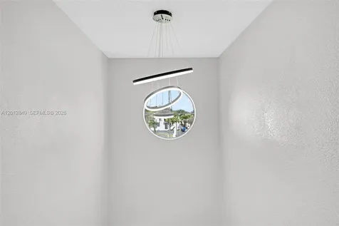10065 NW 54th Terrace Doral FL 33178