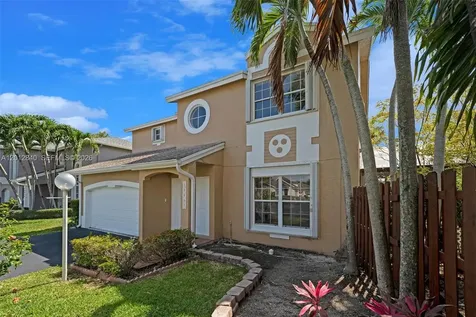 10065 NW 54th Terrace Doral FL 33178
