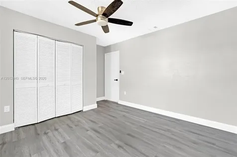 10065 NW 54th Terrace Doral FL 33178
