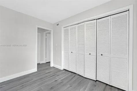 10065 NW 54th Terrace Doral FL 33178