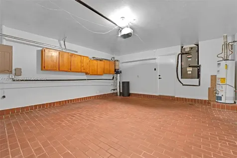 10065 NW 54th Terrace Doral FL 33178