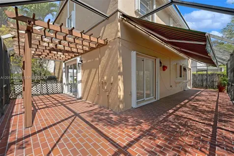 10065 NW 54th Terrace Doral FL 33178