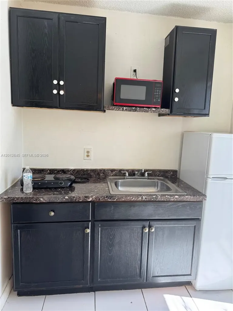 1822 Cleveland Street Hollywood FL 33020