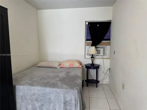 1822 Cleveland Street Hollywood FL 33020