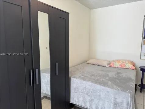 1822 Cleveland Street Hollywood FL 33020