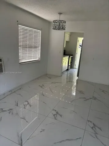 1371 NE 150th Street Miami FL 33161