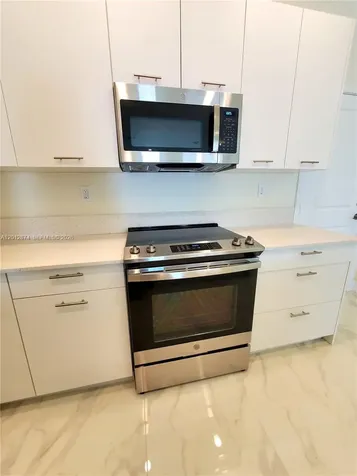 4278 NW 82nd Avenue Doral FL 33166
