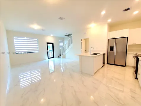 4278 NW 82nd Avenue Doral FL 33166