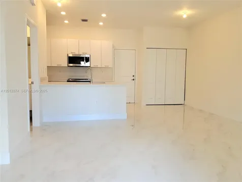 4278 NW 82nd Avenue Doral FL 33166