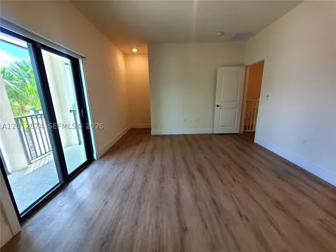 4278 NW 82nd Avenue Doral FL 33166
