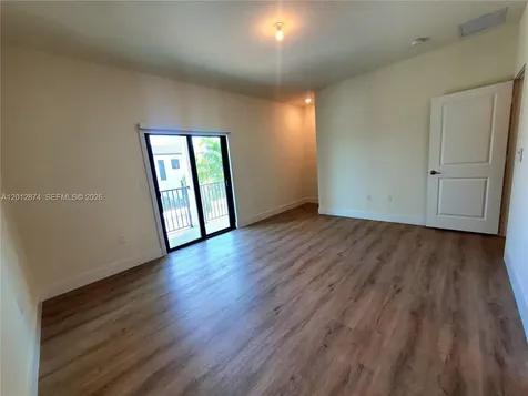4278 NW 82nd Avenue Doral FL 33166