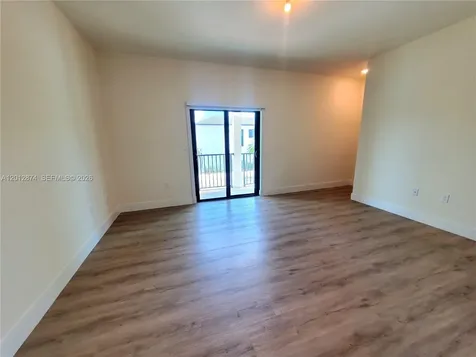 4278 NW 82nd Avenue Doral FL 33166