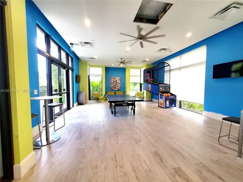 4278 NW 82nd Avenue Doral FL 33166