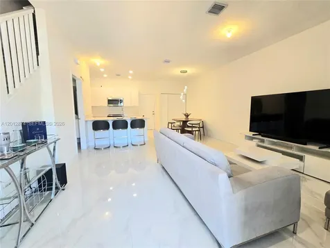 4278 NW 82nd Avenue Doral FL 33166