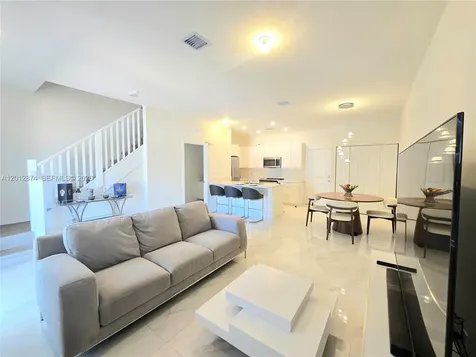 4278 NW 82nd Avenue Doral FL 33166