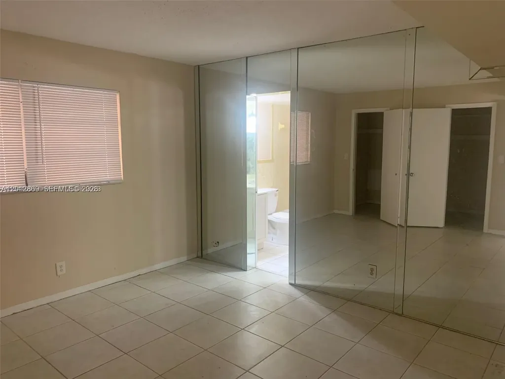 1702 Mckinley Street Hollywood FL 33020