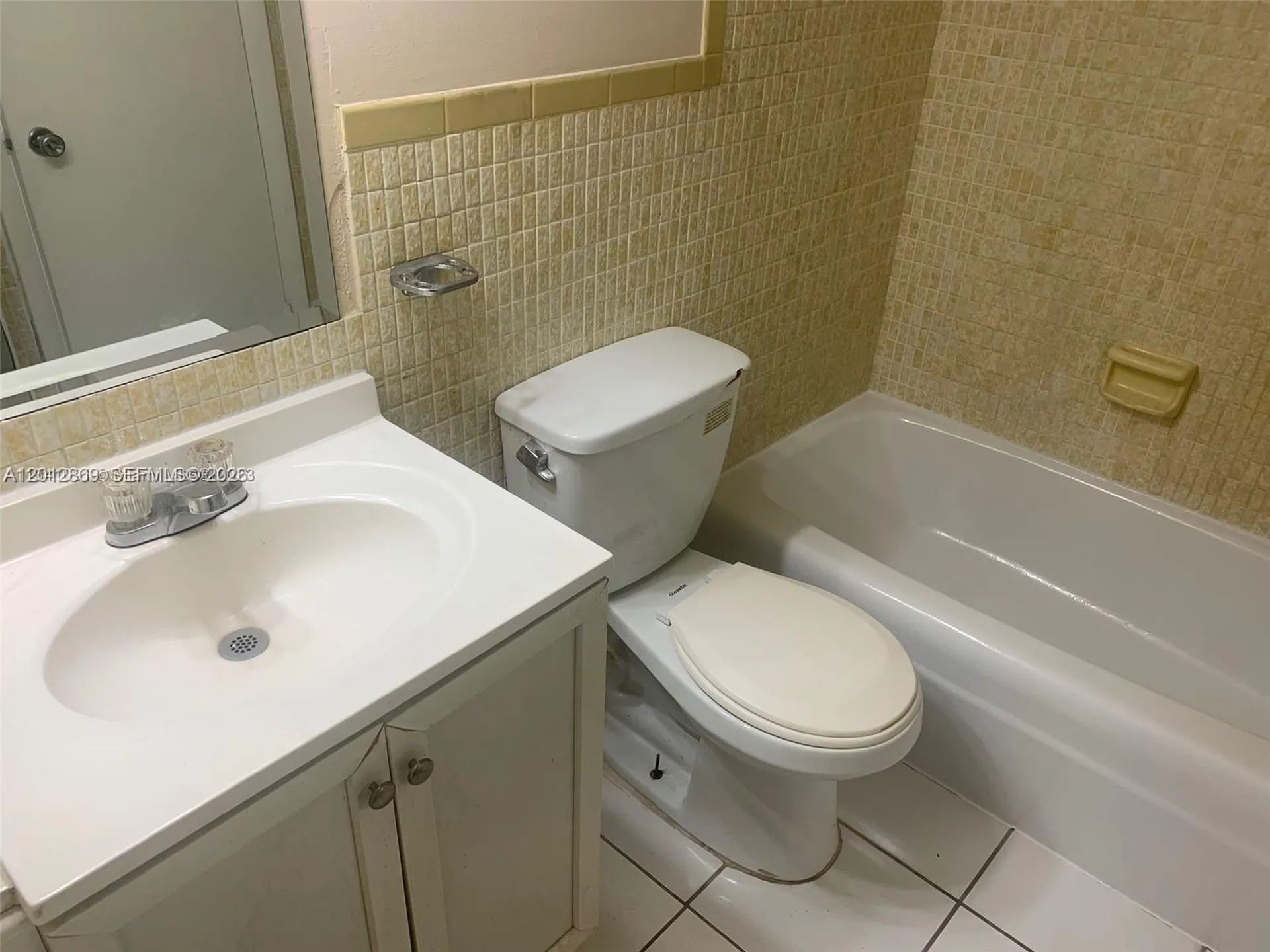 1702 Mckinley Street Hollywood FL 33020