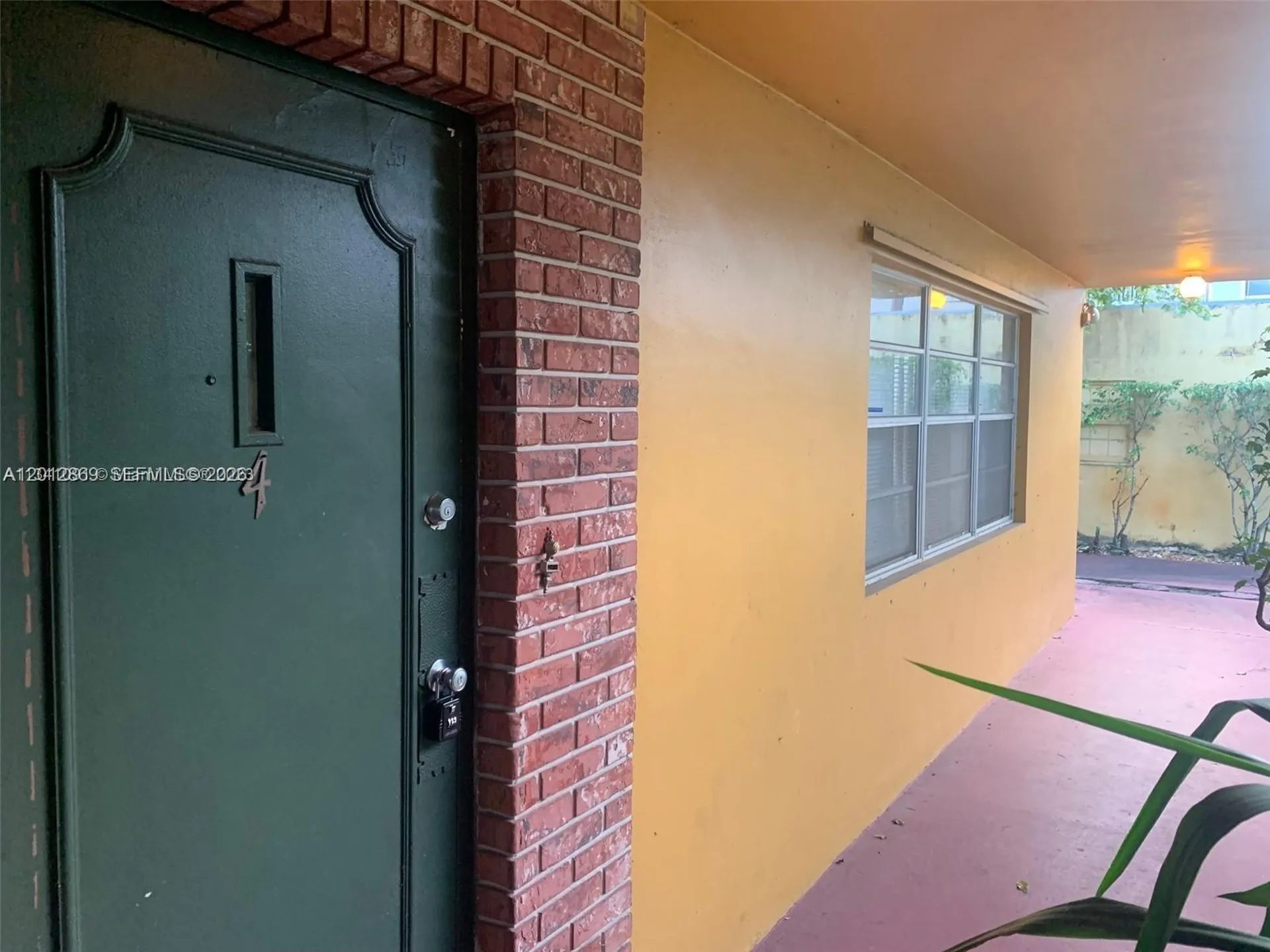 1702 Mckinley Street Hollywood FL 33020