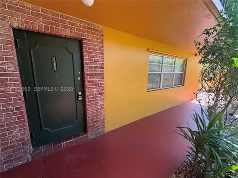 1702 Mckinley Street Hollywood FL 33020