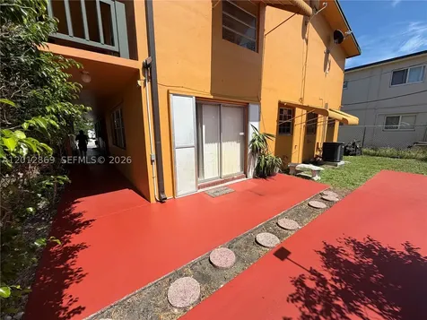 1702 Mckinley Street Hollywood FL 33020