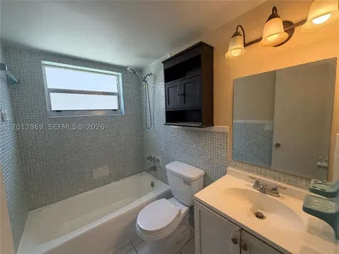 1702 Mckinley Street Hollywood FL 33020