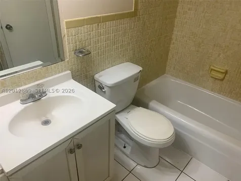 1702 Mckinley Street Hollywood FL 33020