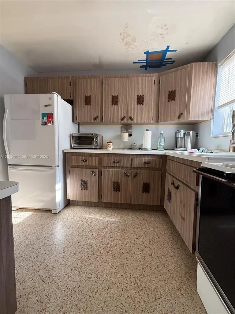 399 W 12th Street Hialeah FL 33010