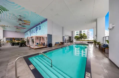 227 NE 2nd Street Miami FL 33132