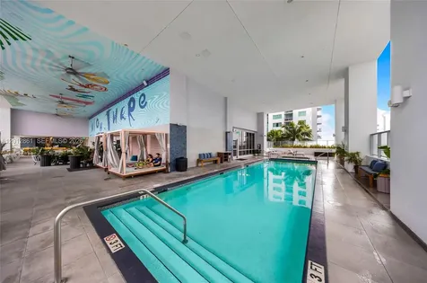 227 NE 2nd Street Miami FL 33132