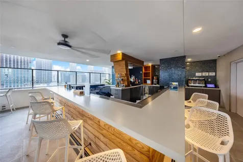 227 NE 2nd Street Miami FL 33132