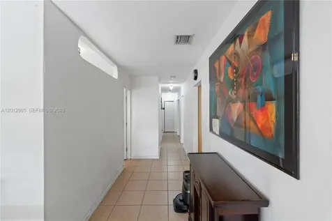5300 NW 30th Place Miami FL 33142