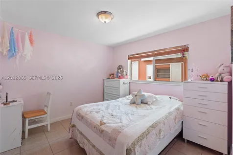 5300 NW 30th Place Miami FL 33142