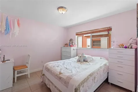5300 NW 30th Place Miami FL 33142