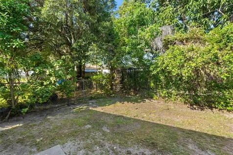 5300 NW 30th Place Miami FL 33142