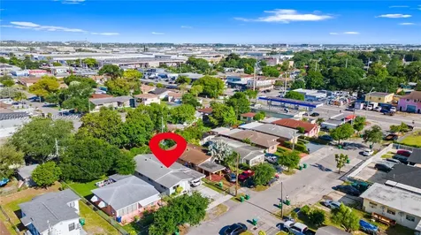 5300 NW 30th Place Miami FL 33142