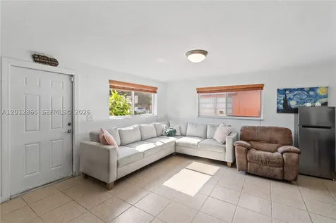 5300 NW 30th Place Miami FL 33142