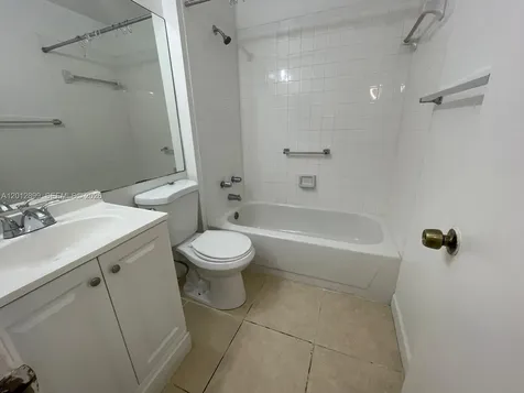 640 Cypress Club Way Deerfield Beach FL 33064