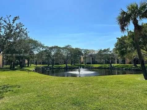 640 Cypress Club Way Deerfield Beach FL 33064