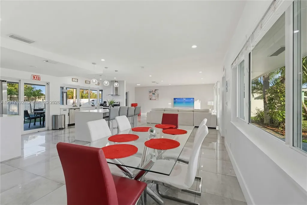 632 S Crescent Drive Hollywood FL 33021