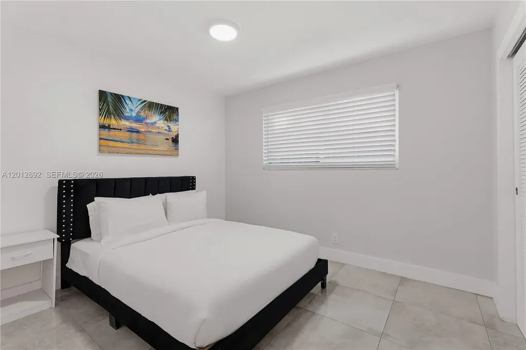 632 S Crescent Drive Hollywood FL 33021
