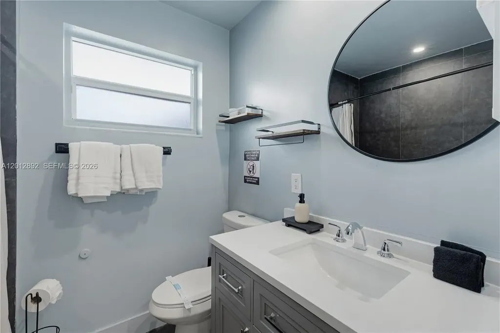 632 S Crescent Drive Hollywood FL 33021