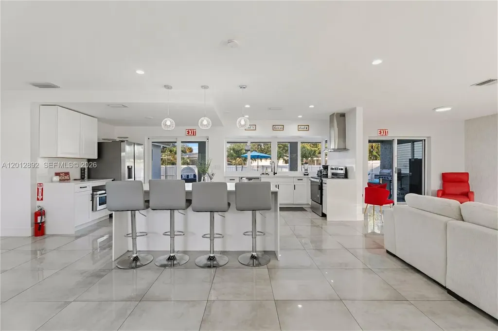 632 S Crescent Drive Hollywood FL 33021
