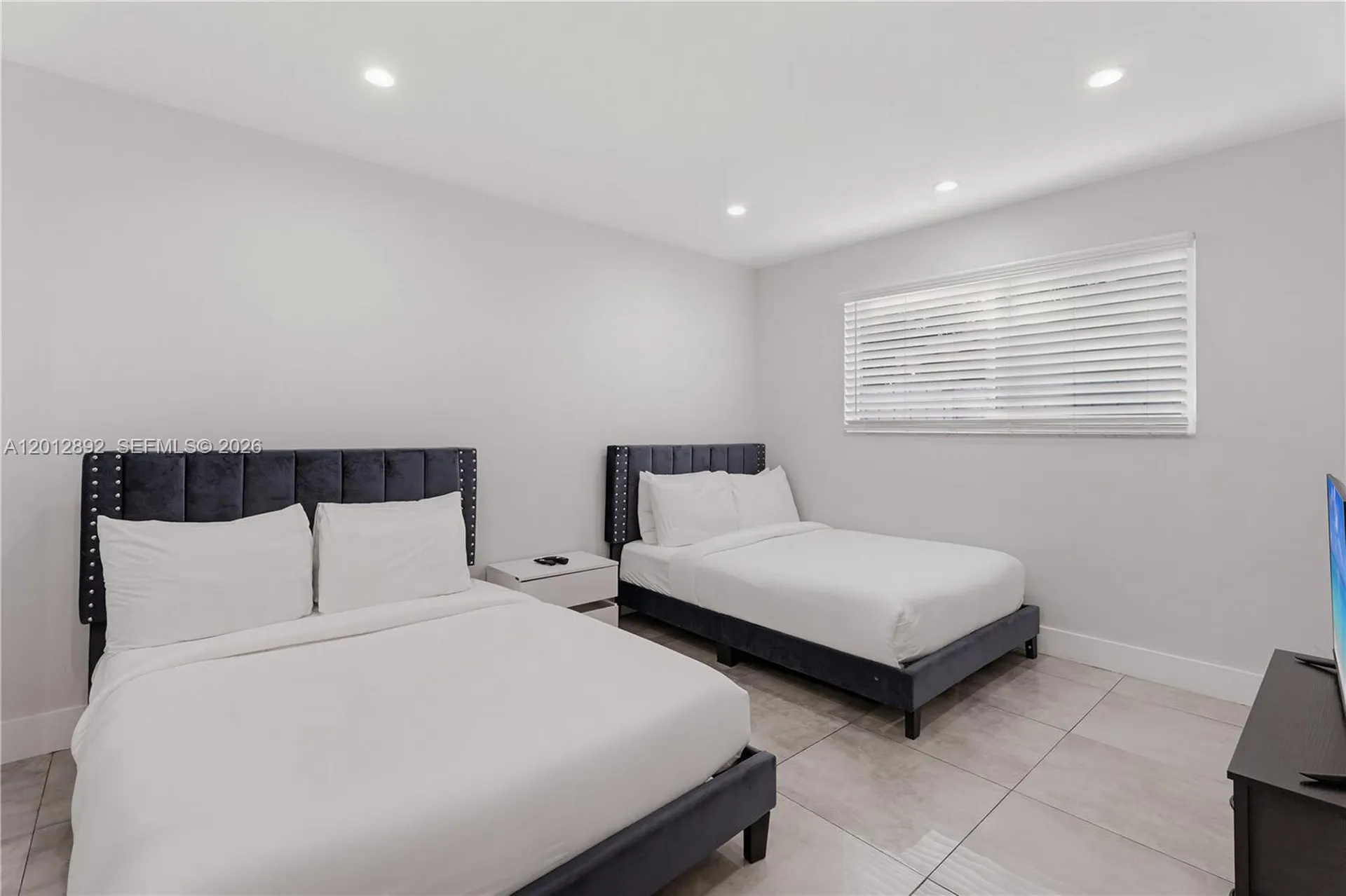 632 S Crescent Drive Hollywood FL 33021