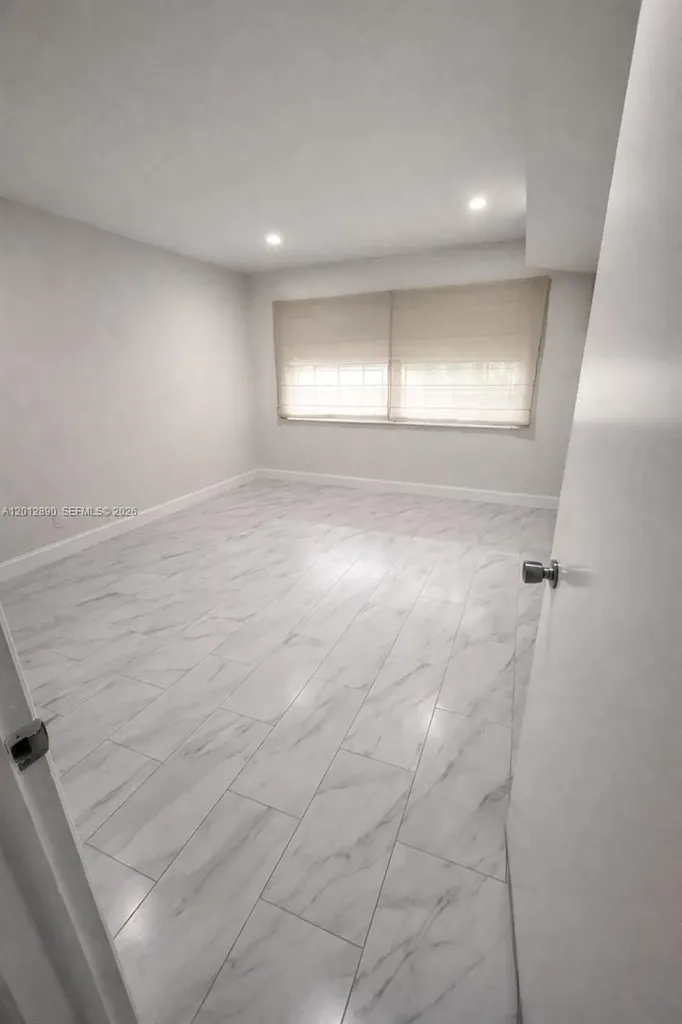 903 Cypress Terrace Pompano Beach FL 33069